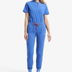 Lago Scrubs Set- Sparks 2 Pocket Top (S) &  Sigrid Jogger Pants (M)- Royal Blue